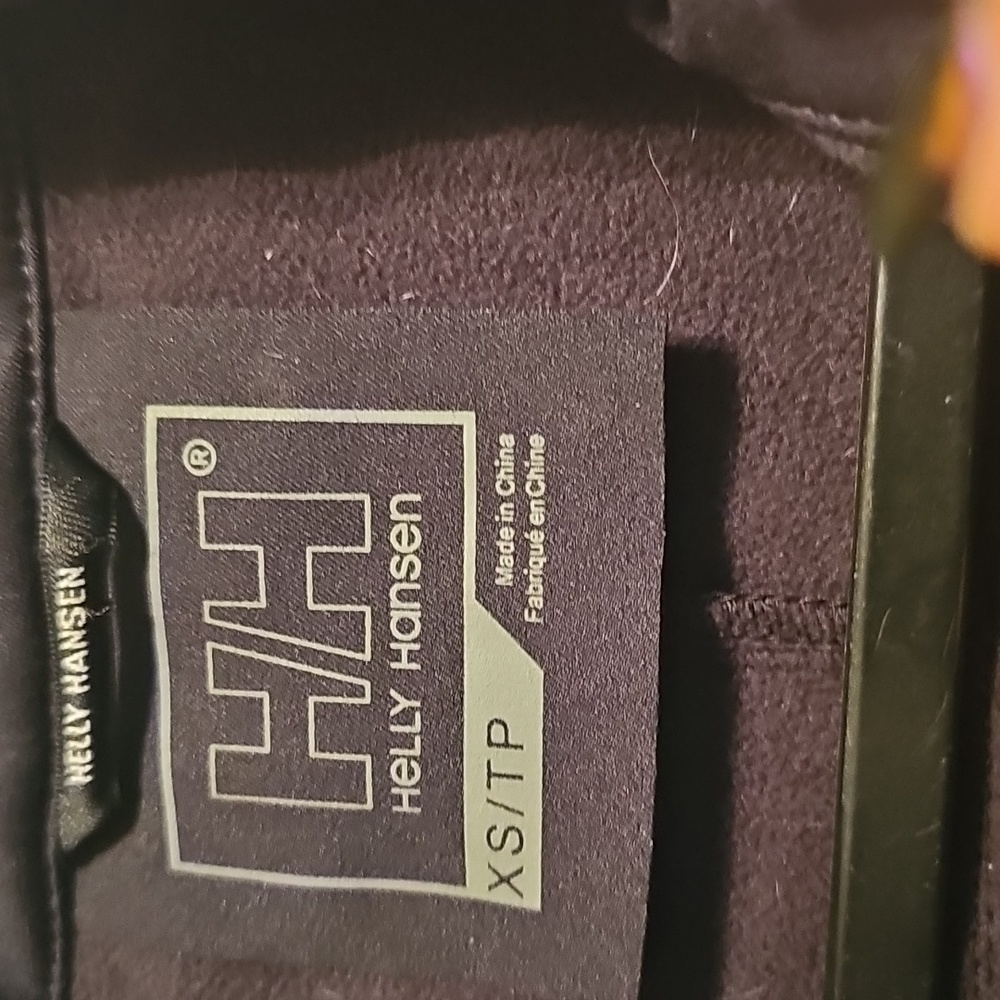 Helly Hansen Jacket - image 3